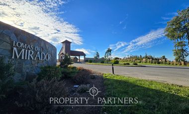 Preciosa parcela con vista a los volcanes y el lago a solo 7 km del centro de Puerto Varas
