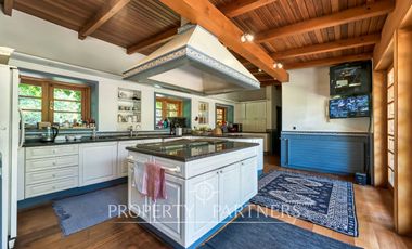 Extraordinaria casa en venta, El Arrayán. La Dehesa, Lo Barnechea