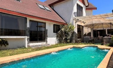 Casa en Lomas de San Andrés a pasos de colegios y clínicas