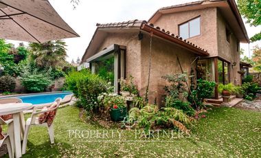 Segura casa en condominio