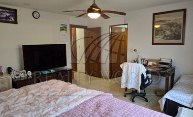 Casas Venta San Nicolás de los Garza  40-CV-7710