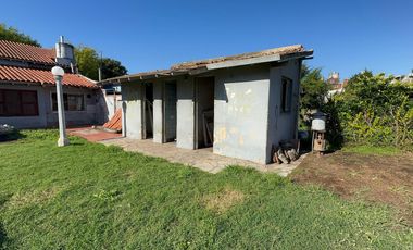 Casa en venta a refaccionar