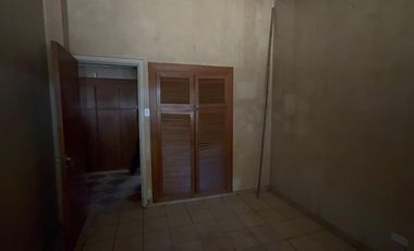 Casa en venta a refaccionar