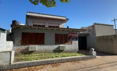 Casa en venta a refaccionar
