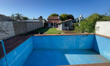 Casa en venta a refaccionar