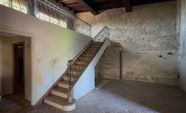 Casa en venta a refaccionar