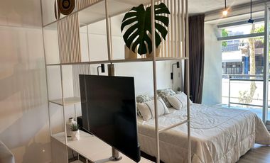 Excelente loft en alquiler temporario con cochera. Distrito Quartier, Retiro.