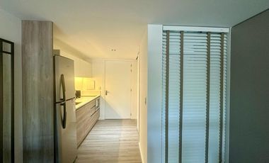 Excelente loft en alquiler temporario con cochera. Distrito Quartier, Retiro.