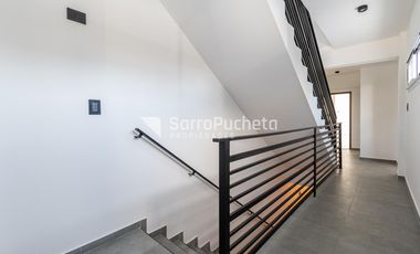 Venta departamento 2 ambientes en Lomas del Mirador ( 1º C)