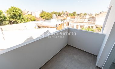 Venta departamento 2 ambientes en Lomas del Mirador ( 1º C)