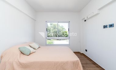 Venta departamento 2 ambientes en Lomas del Mirador ( 1º C)