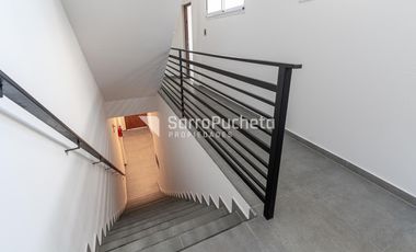 Venta departamento 2 ambientes en Lomas del Mirador ( 1º C)