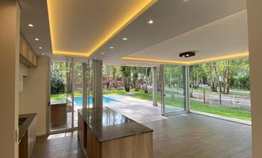 Casa en  venta Puerto Paraiso ¨Club de Rio¨ Gral. Lagos