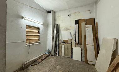 Amplio local comercial en venta en Sarandi