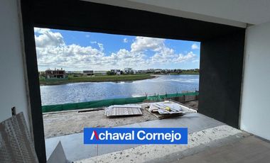 Venta | Casa al agua 4 dormitorios en Costas