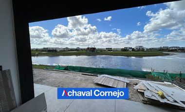 Venta | Casa al agua 4 dormitorios en Costas