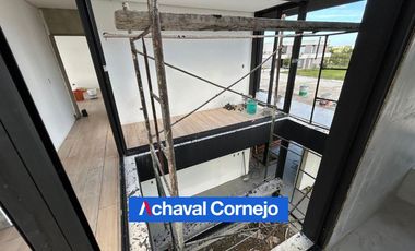 Venta | Casa al agua 4 dormitorios en Costas