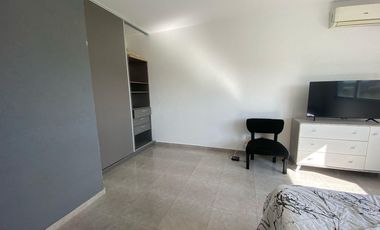 Venta Casa 4 ambientes con Pileta y Jardin en La Horqueta de Echeverria
