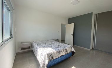 Venta Casa 4 ambientes con Pileta y Jardin en La Horqueta de Echeverria