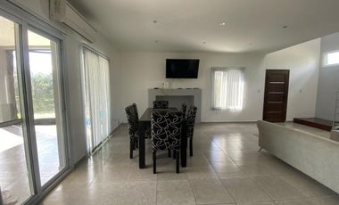 Venta Casa 4 ambientes con Pileta y Jardin en La Horqueta de Echeverria