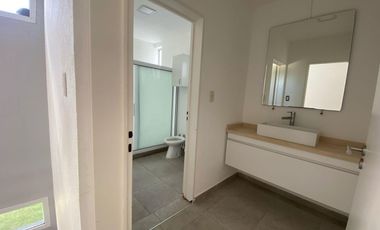 Venta Casa 4 ambientes con Pileta y Jardin en La Horqueta de Echeverria