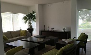 CASA RESIDENCIAL EN RENTA EN EL CLUB Y DENTRO DEL CAMPO DE GOLF TRES MARIAS