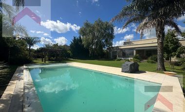 Alquiler TEMPORARIO o ANUAL Casa AMOBLADA 3 dormitorios piscina Chacras de la Reserva Cardales