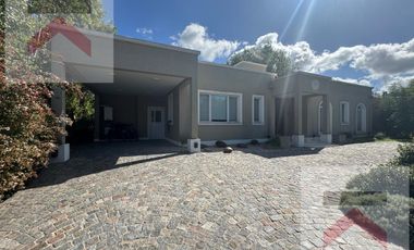 Alquiler TEMPORARIO o ANUAL Casa AMOBLADA 3 dormitorios piscina Chacras de la Reserva Cardales