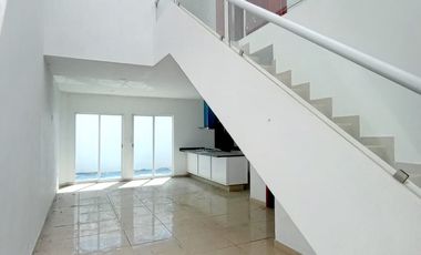 CASA EN VENTA EN SANTA CRUZ DEL ASTILLERO