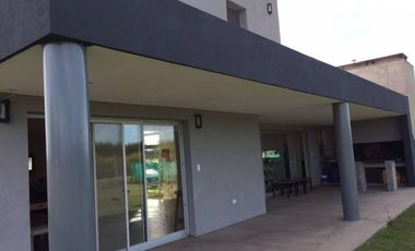 HERMOSA CASA A ESTRENAR EN BARRIO PRIVADO MONET!!!