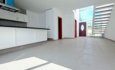 CASA EN VENTA EN SANTA CRUZ DEL ASTILLERO