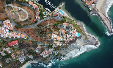 Lote en Venta en Arcano Ixtapa