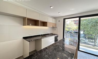 Departamento de dos ambientes en alquiler, Moron Sur. Excele