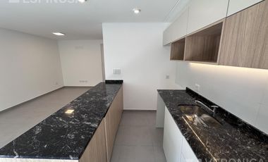 Departamento de dos ambientes en alquiler, Moron Sur. Excele