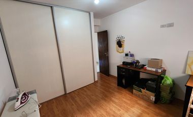 Hermoso 4 ambientes con 2 Baños, Balcón y Cochera en San Martin Centro