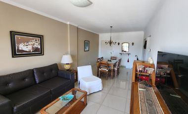 Hermoso 4 ambientes con 2 Baños, Balcón y Cochera en San Martin Centro
