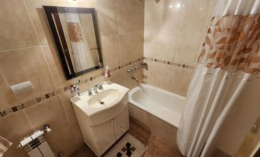 Hermoso 4 ambientes con 2 Baños, Balcón y Cochera en San Martin Centro