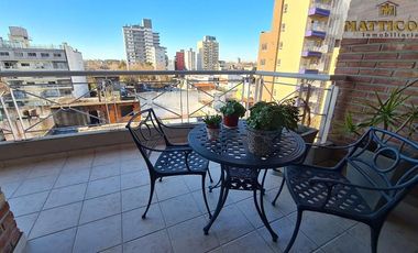 Hermoso 4 ambientes con 2 Baños, Balcón y Cochera en San Martin Centro