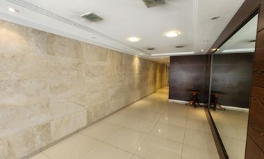 Hermoso 4 ambientes con 2 Baños, Balcón y Cochera en San Martin Centro