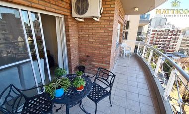 Hermoso 4 ambientes con 2 Baños, Balcón y Cochera en San Martin Centro