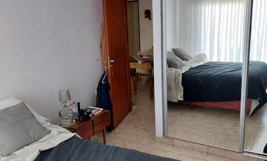 Departamento dos ambientes a la venta en Bernal Centro