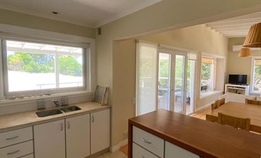 Alquiler Temporal, Casa, Costa Esmeralda, Residencial II, lote al 100