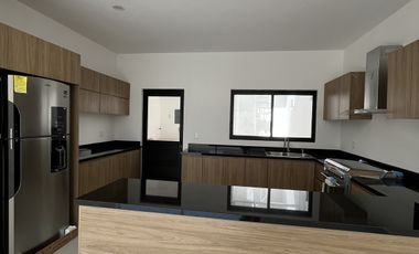 CASA EN VENTA GRAND PEDREGAL BERRIOZABAL