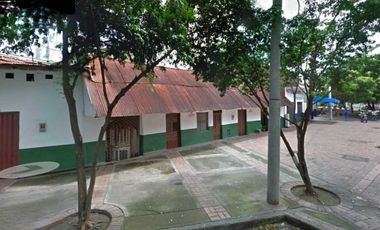 Casa en Girardot barrio Estación cerca a zona hotelera y alcaldía