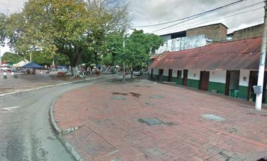 Casa en Girardot barrio Estación cerca a zona hotelera y alcaldía