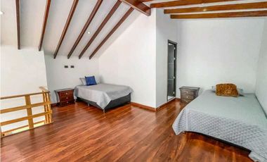 Casa Arriendo Piscina Privada En Venta Poblado El Tesoro