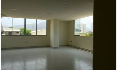 Venta de Oficina, Edf Empresarial, Santa Marta