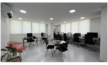 Venta de Oficina, Edf Empresarial, Santa Marta