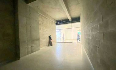 Alquiler  o Venta Local Comercial Poblado Clínica Vegas 8956951DL