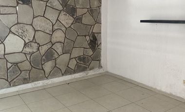 RENTA CASA C/LOCAL A SÓLO UNOS PASOS DEL BLVD 5 DE MAYO ,ZONA PLAZA DORADA
